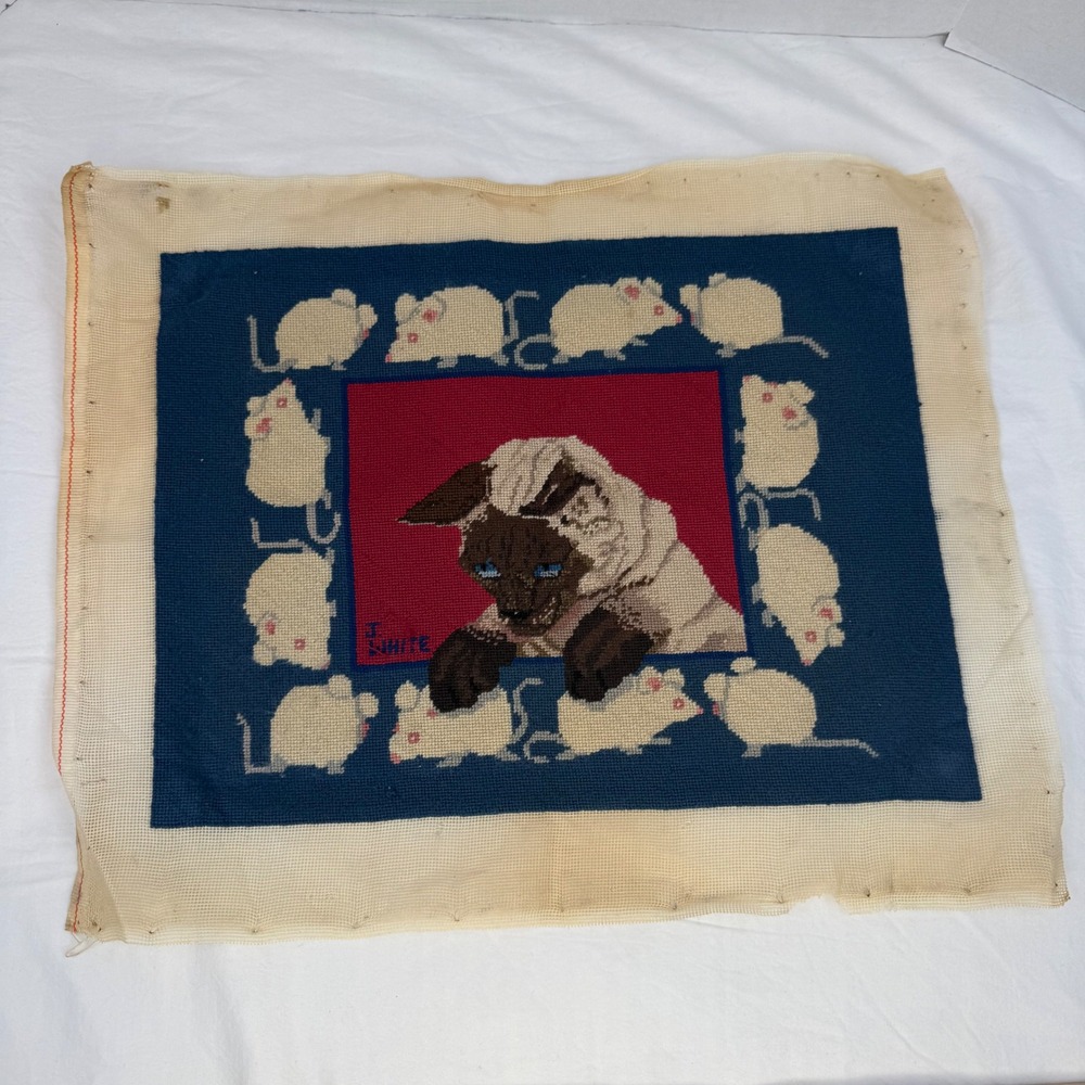 Vintage Siamese Cat and Mice Needlepoint‎ Canvas Hand Stitched Granny Cottage